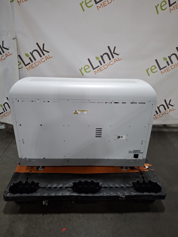 Eppendorf EPMotion 5075 Liquid Handling System
