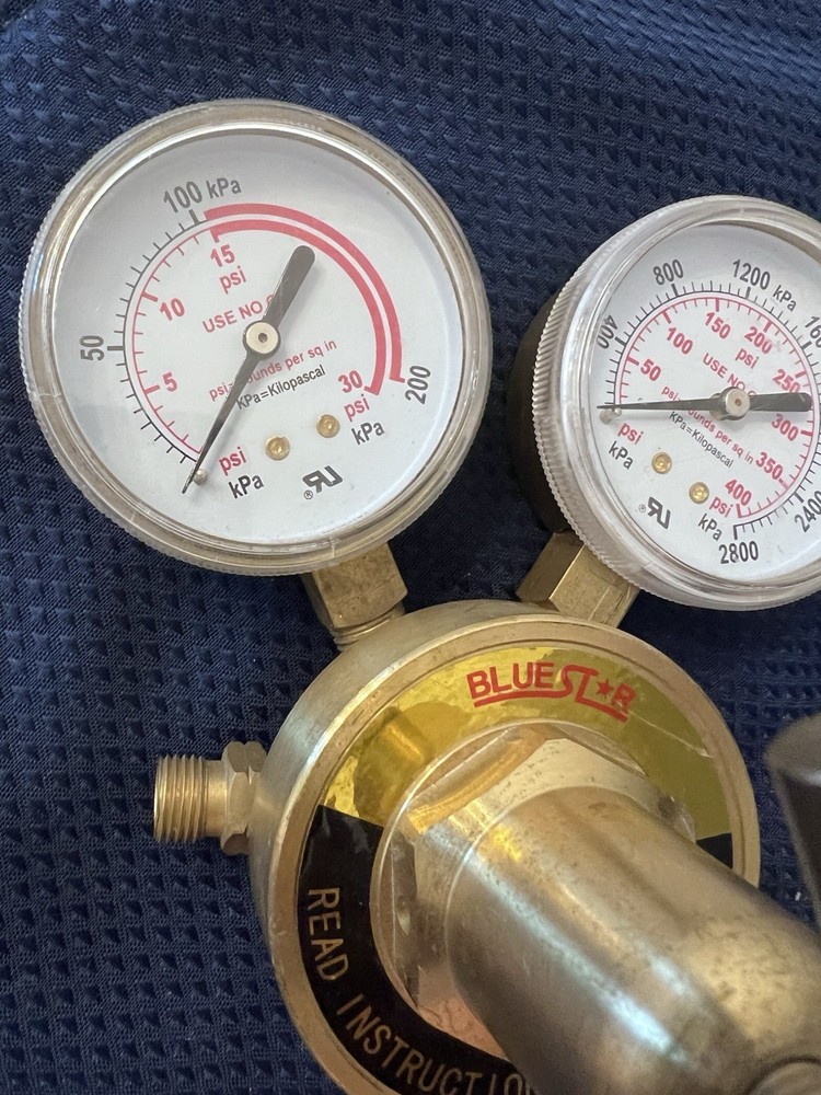 Techniweld Blue Star Medium-Duty Acetylene Regulator