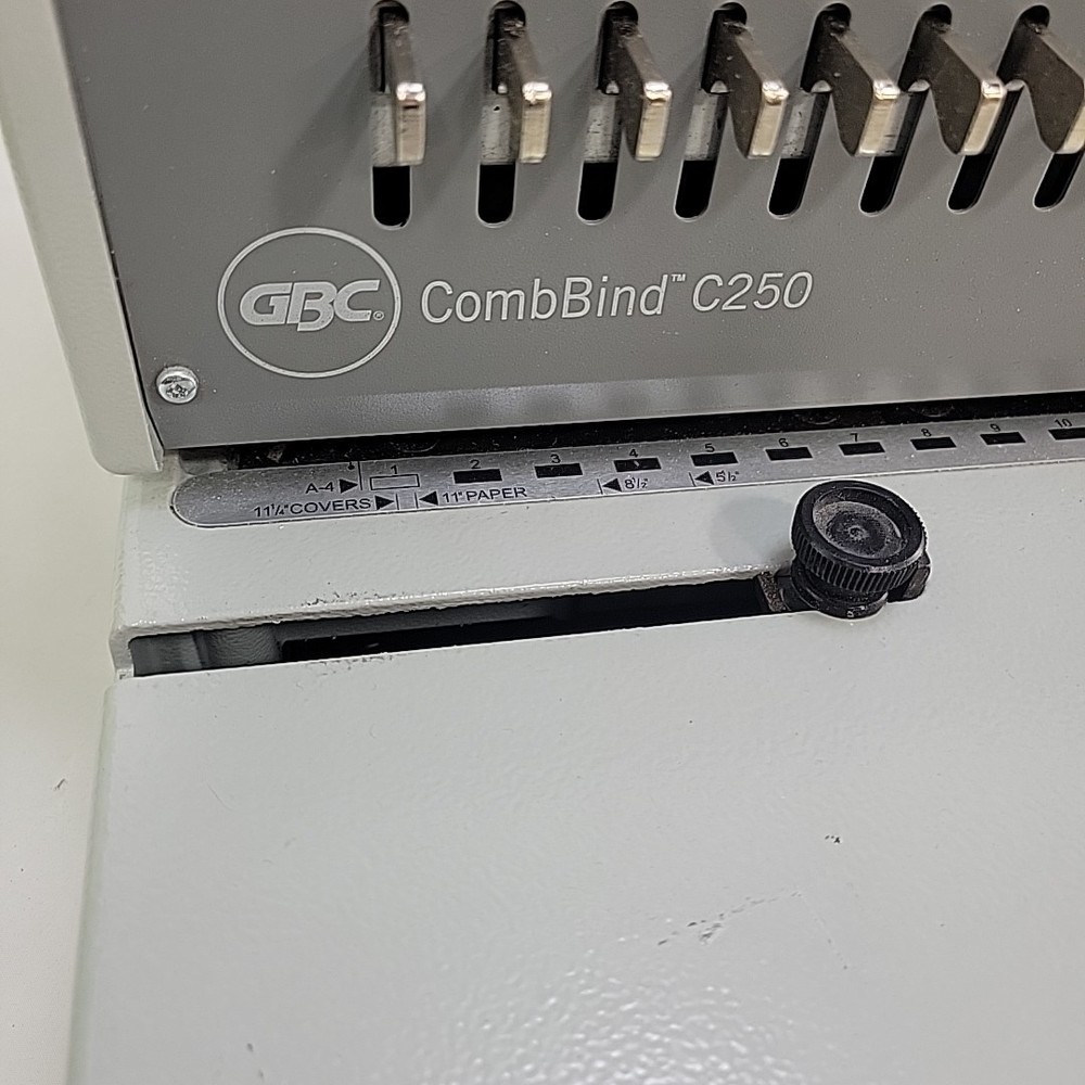 GBC CombBind C250 Machine, Book Binder