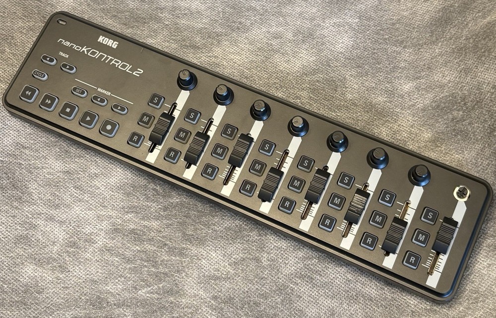 Korg nanoKONTROL2 Black Slim-Line USB Controller Model nanoKNTRL2