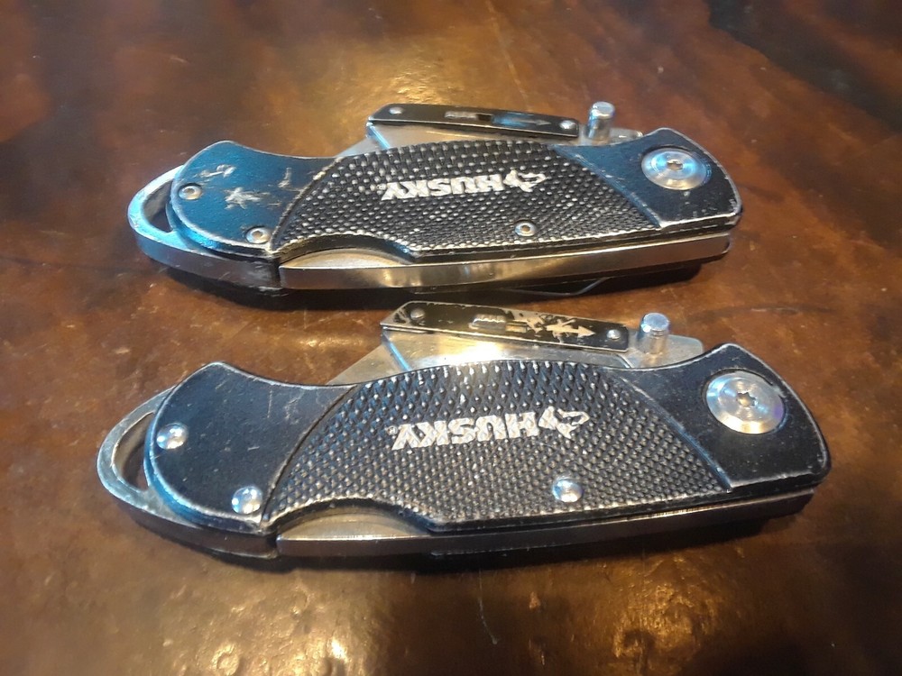 HUSKY 2-Pack Folding Utility Knife Set Sure-Grip lock-back