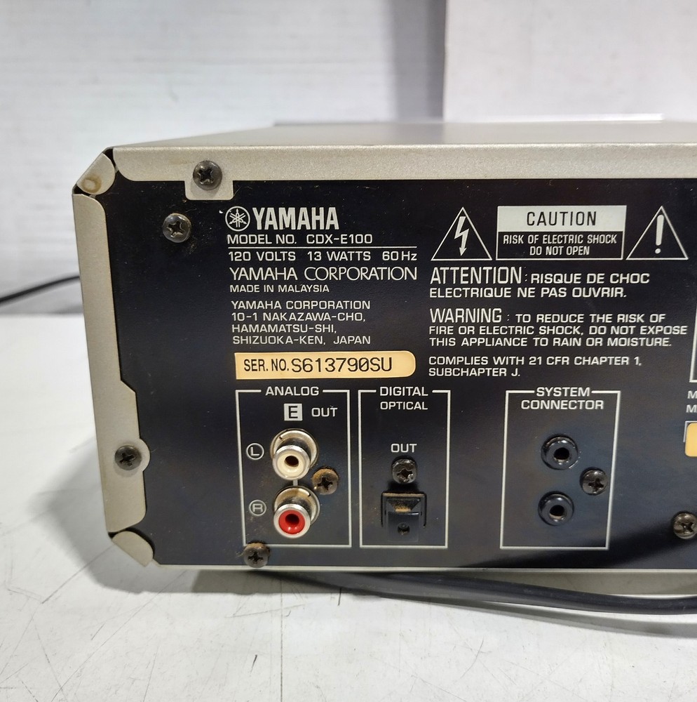 Yamaha CDX-E100 Single Disc Tray Compact Disc Vintage CD Player System