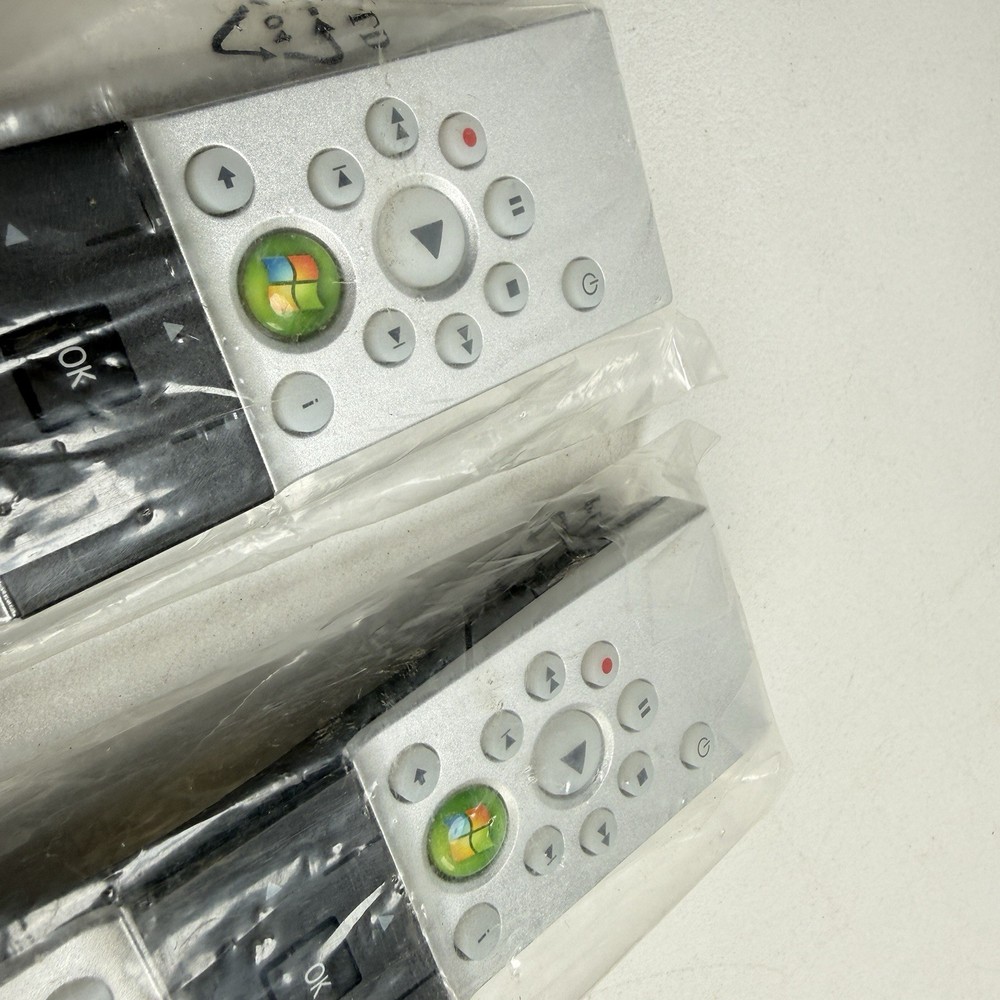 Dell Remote Control Lot Of 2 With Integrated Microsoft Windows Button