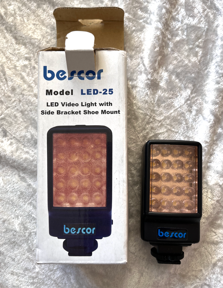 bescor model led-25 video light
