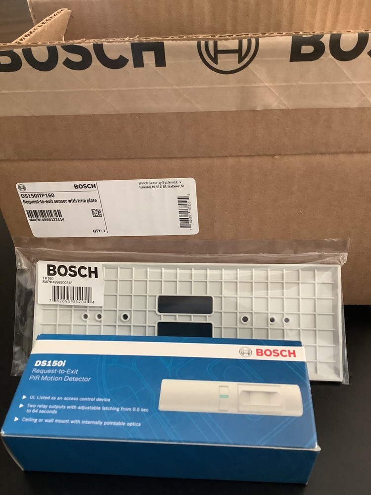 Bosch DS150I Security Video Motion Sensor with trim plate