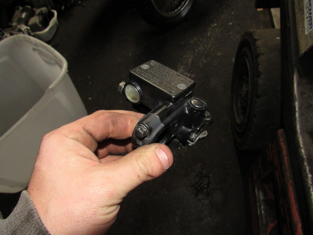 2015 honda cbr300 front brake master cylinder