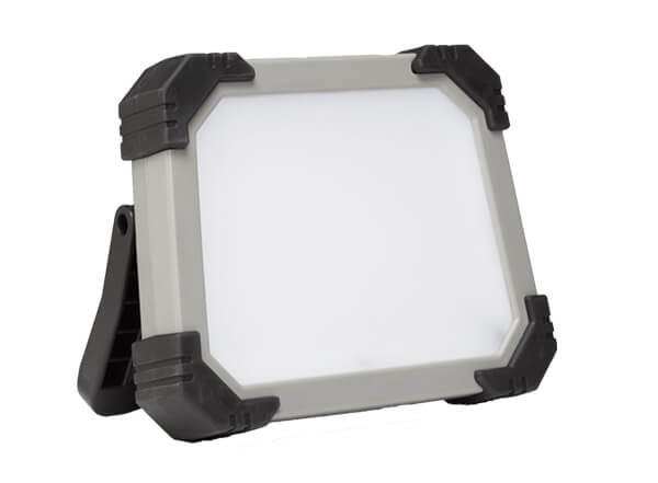 ZECA Rechargeable projector LED 3000-1500 LUX