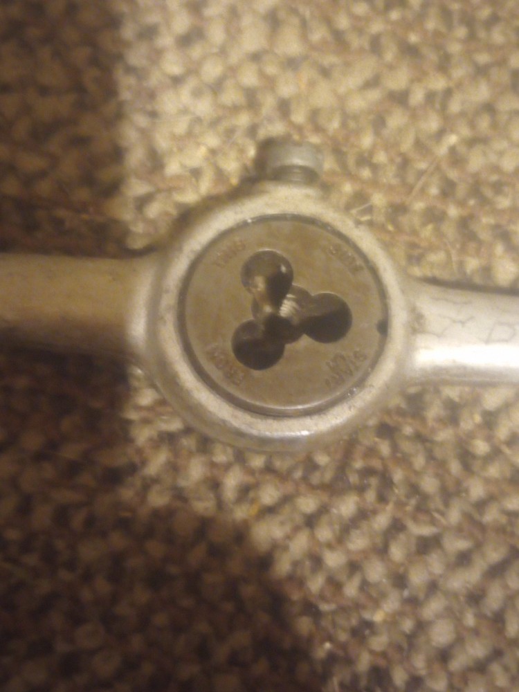 Vtg Die Thread Tool D-8 Forge In USA Preowned