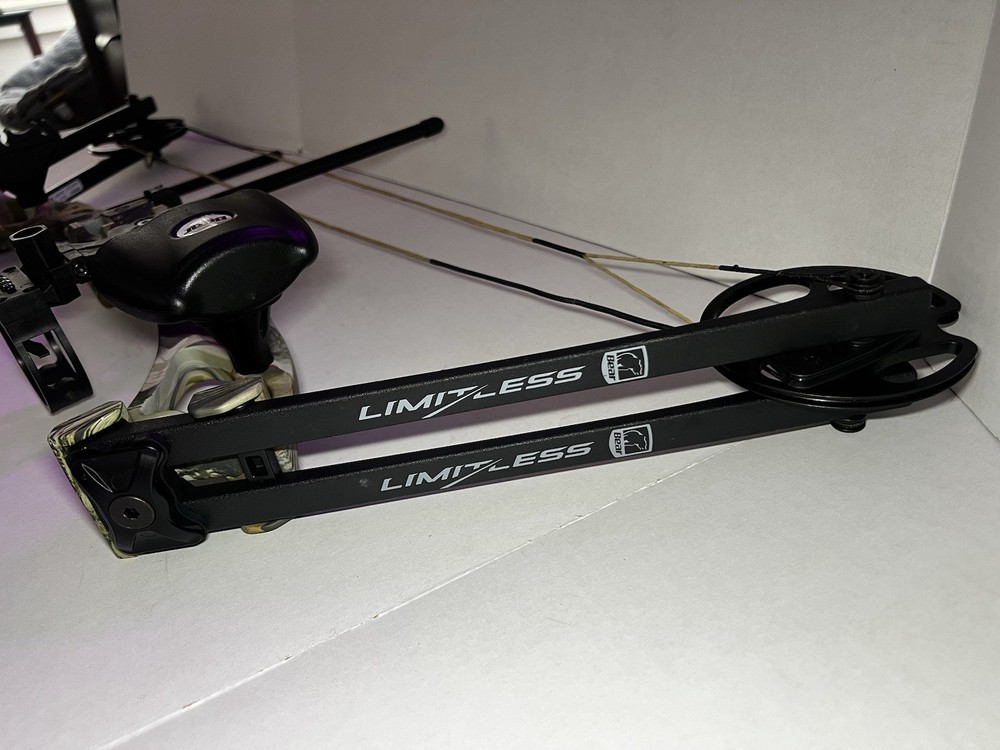 Bear Archery Limitless RTH Compound Bow ** Missing String**