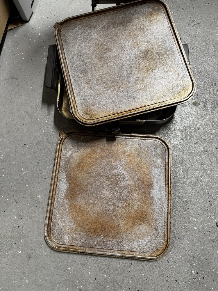 Vintage Sears Kenmore automatic waffle Baker Model 632 Removable Plates! Nice!
