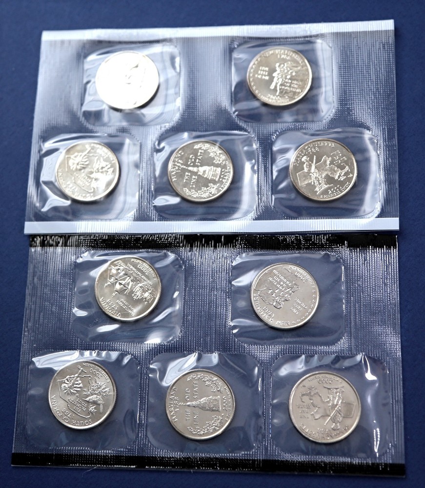 2000 & 2001 P & D STATE QUARTER MINT SETS, 20 GEM BU Quarters