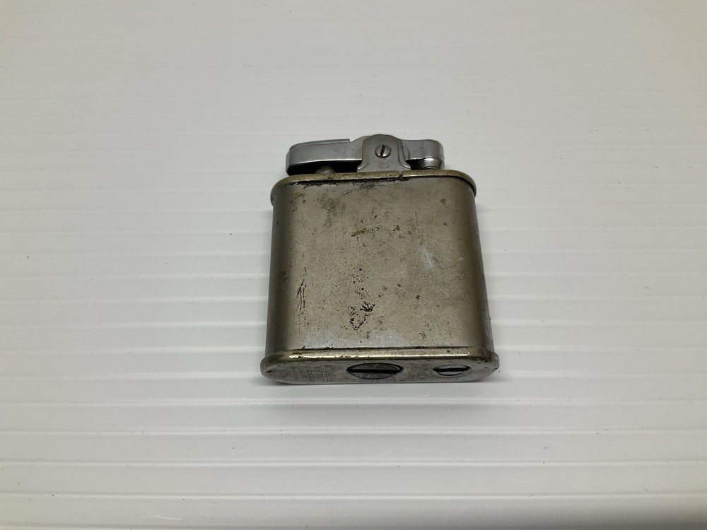 Vintage Ronson Whirlwind Refillable Cigarette Lighter