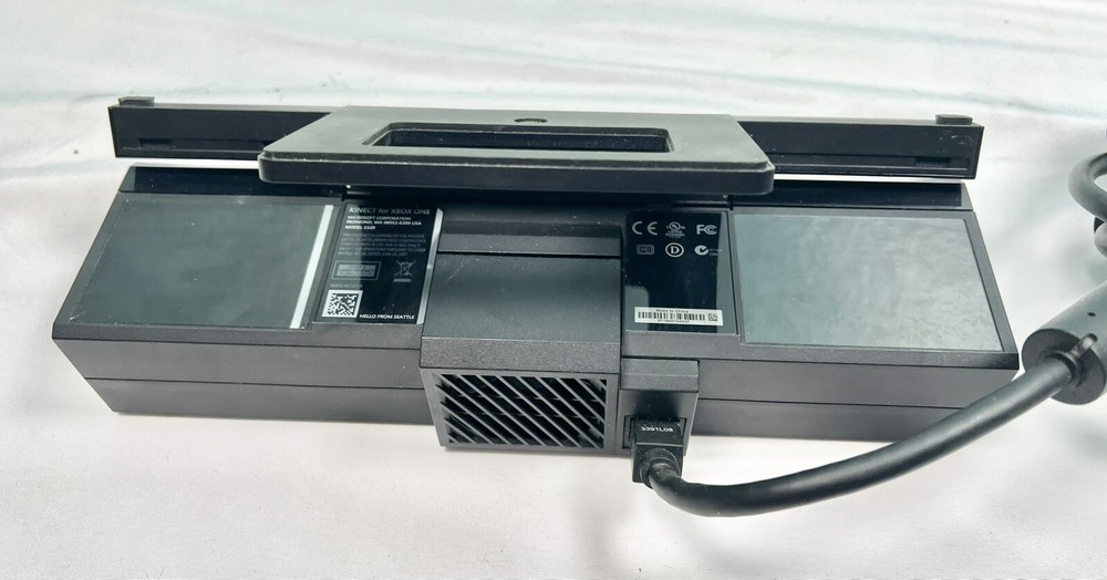 Microsoft Xbox One Kinect Camera Motion Sensor Bar Model 1520