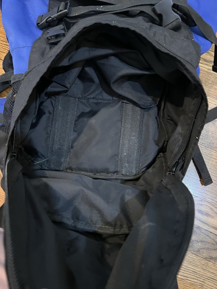 CUSCUS Adjustable Hiking Camping Backpack Internal Frame Blue Black Discovery 60