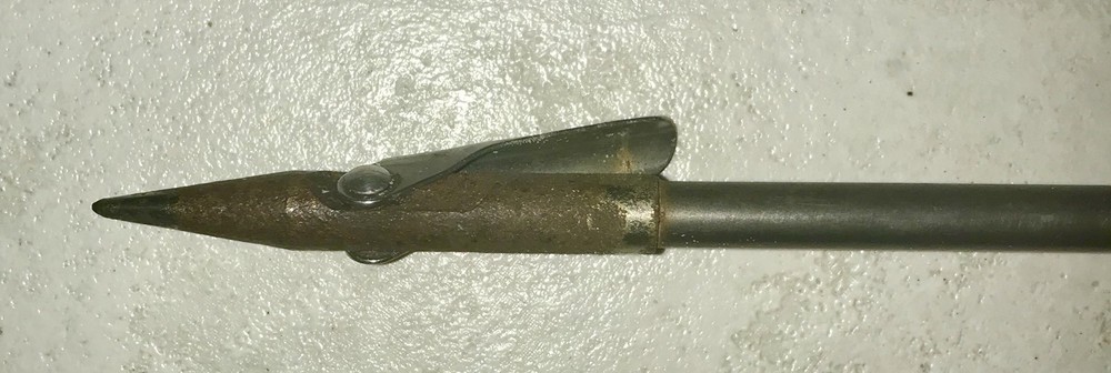 A. B. BILLER SPEAR GUN 60108 40" LONG