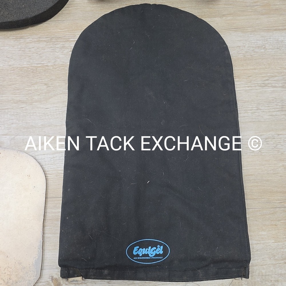 BARGAIN BUNDLE: 5 Half Pads,2 Foam, Equigel, ThinLine, Cashel Wedge (Read Desc.)
