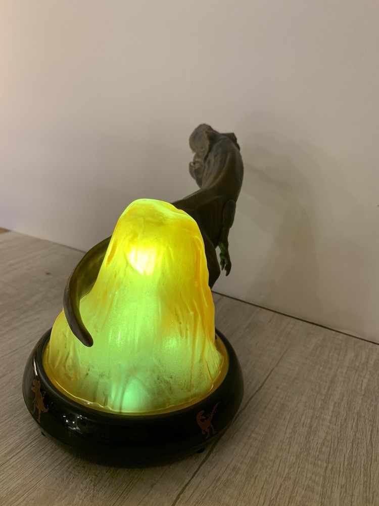 Jurassic World T-REX Dinosaur NIGHT LIGHT