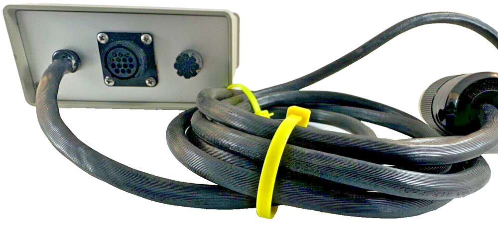 Omega CNi3233-SM DIN Process Temp Microprocessor Panel Meter w/Housing, used (H)