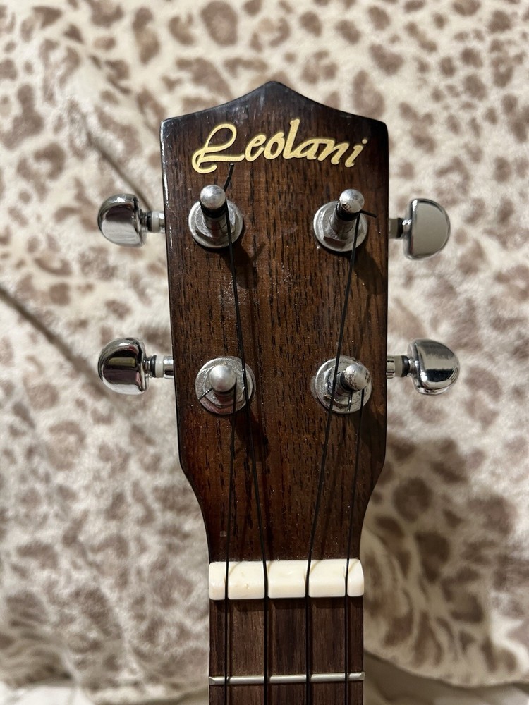 Leolani Ukulele From Honolulu Hawaii. Tuners Need Batteries. Has New Strings.