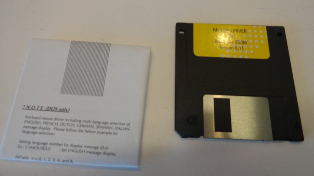 BB3: Vintage Nimble 3 button mouse