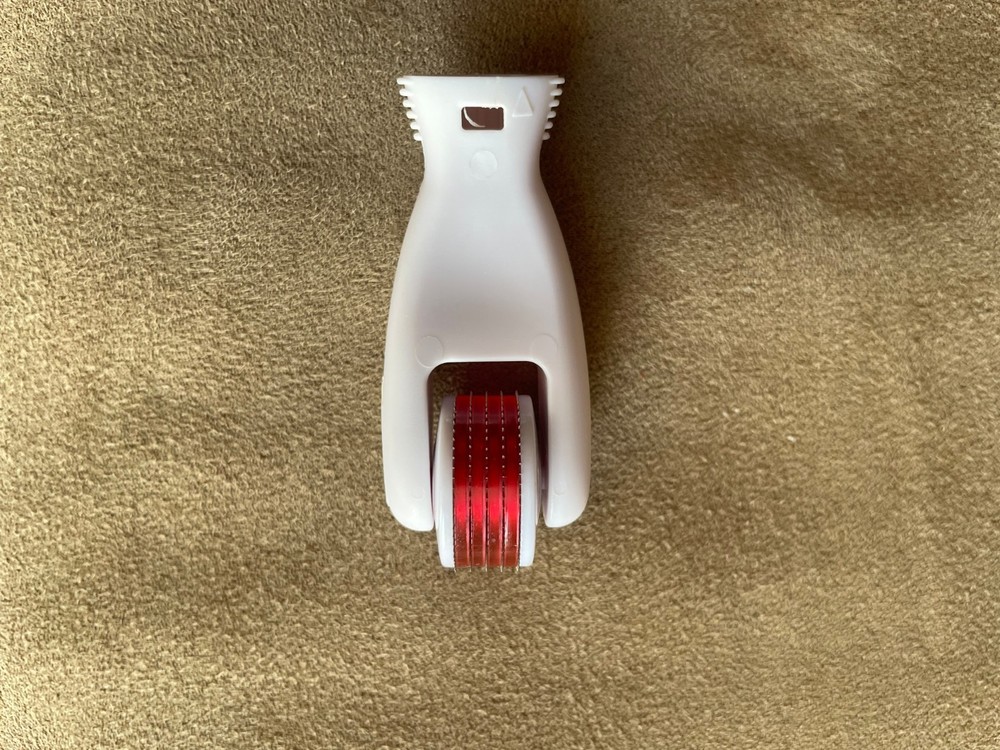 Collagen Stimulation Microneedling Rollers 4 IN 1 Dermaroller