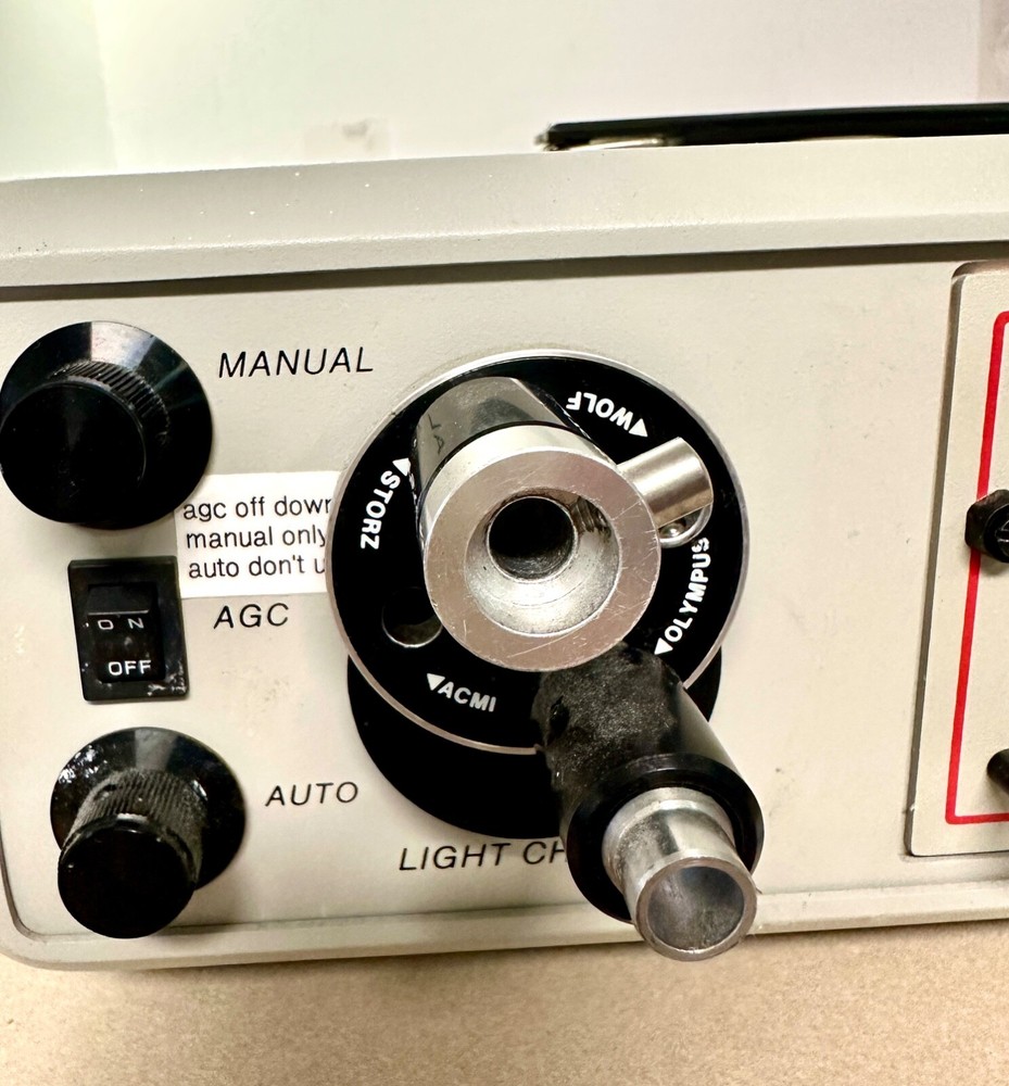 Luxtec Mod. 9300 Light Source