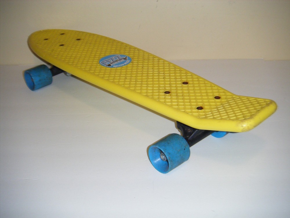 FIZZ Board Mellow Yellow 23" Penny Skate Board
