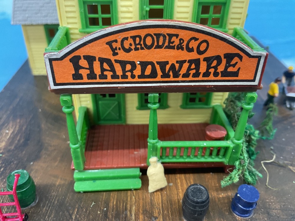 F G RODDE & CO. HARDWARE