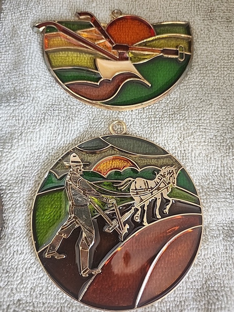6 PC John Deere Suncatcher ;ASST'D YEARS