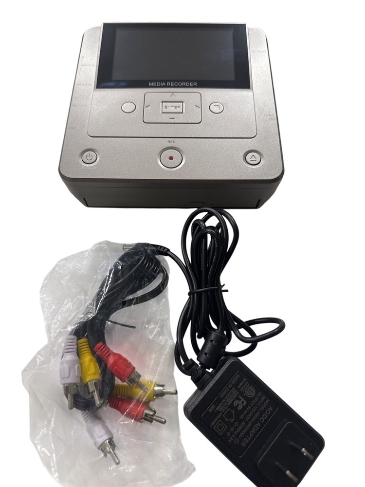 Clariviews Multi-Function Digital Media Recorder KR043B