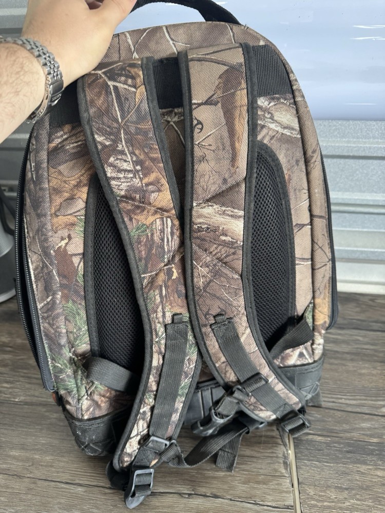 Klein Tools Camouflage Tool Backpack Polyester Padded Adjustable Handle Black