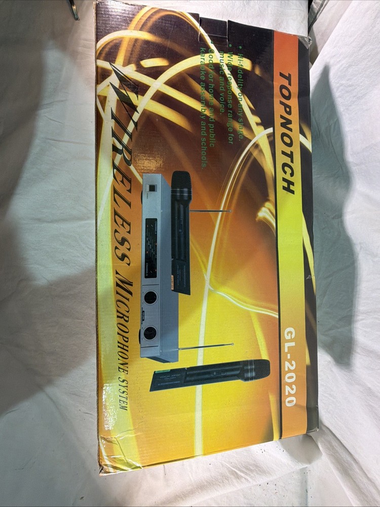 Topnotch Wireless Microphone System GL-2020. Two Microphones. Karaoke