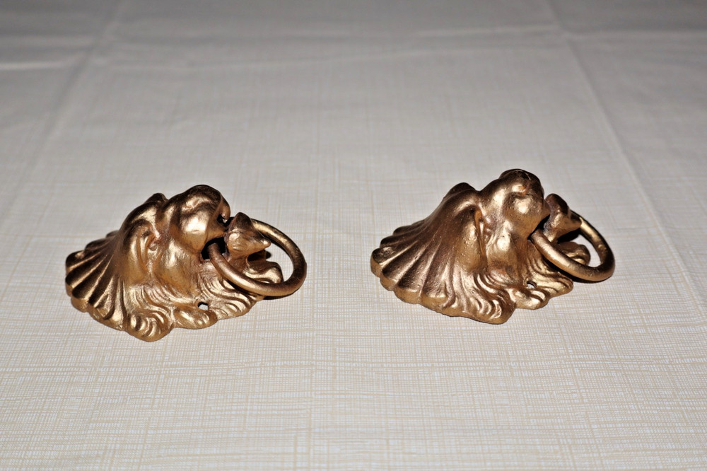 Antique Sessions Clock Lion Head Ornaments