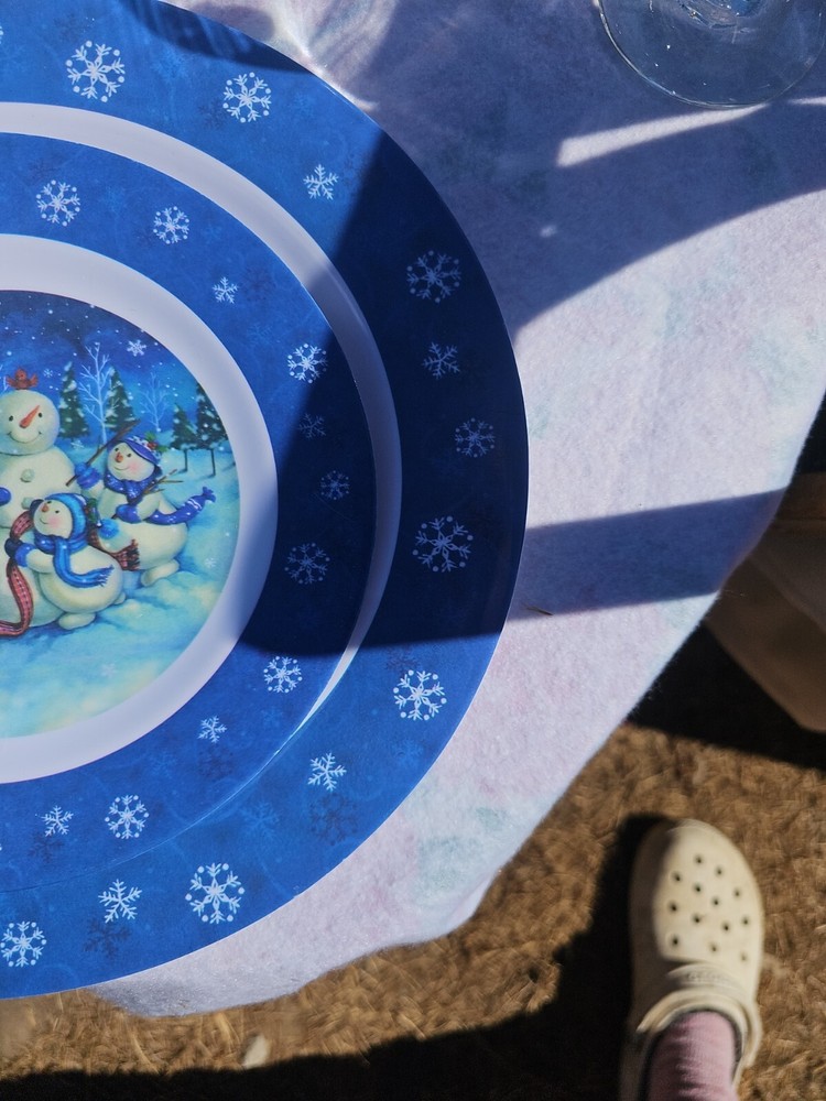52 Piece Christmas Table Set