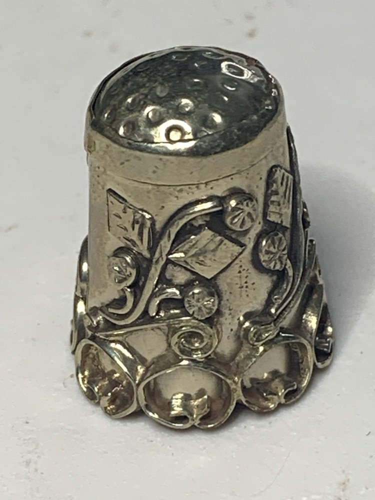 Vintage MEXICO Silver Sewing Thimble