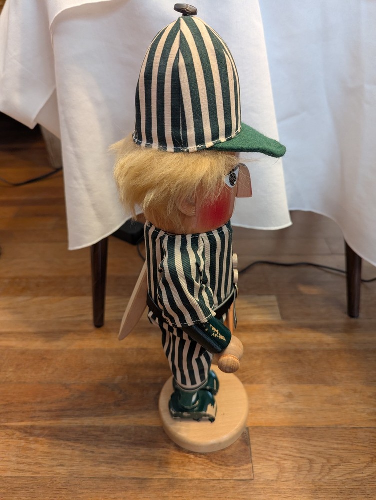 Steinbach German Nutcracker, Baseball - please read