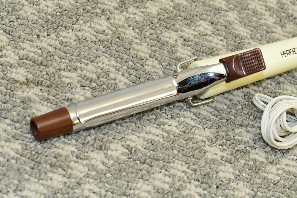 Tozai TK62 Perfection Curling Iron