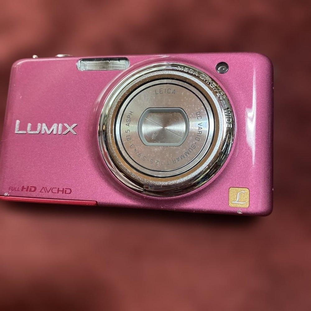 Panasonic LUMIX DMC-FX77 Digital Camera Compact Excellent Condition
