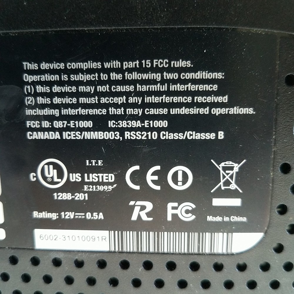 Cisco Linksys E1000 Wireless Router 4 Port