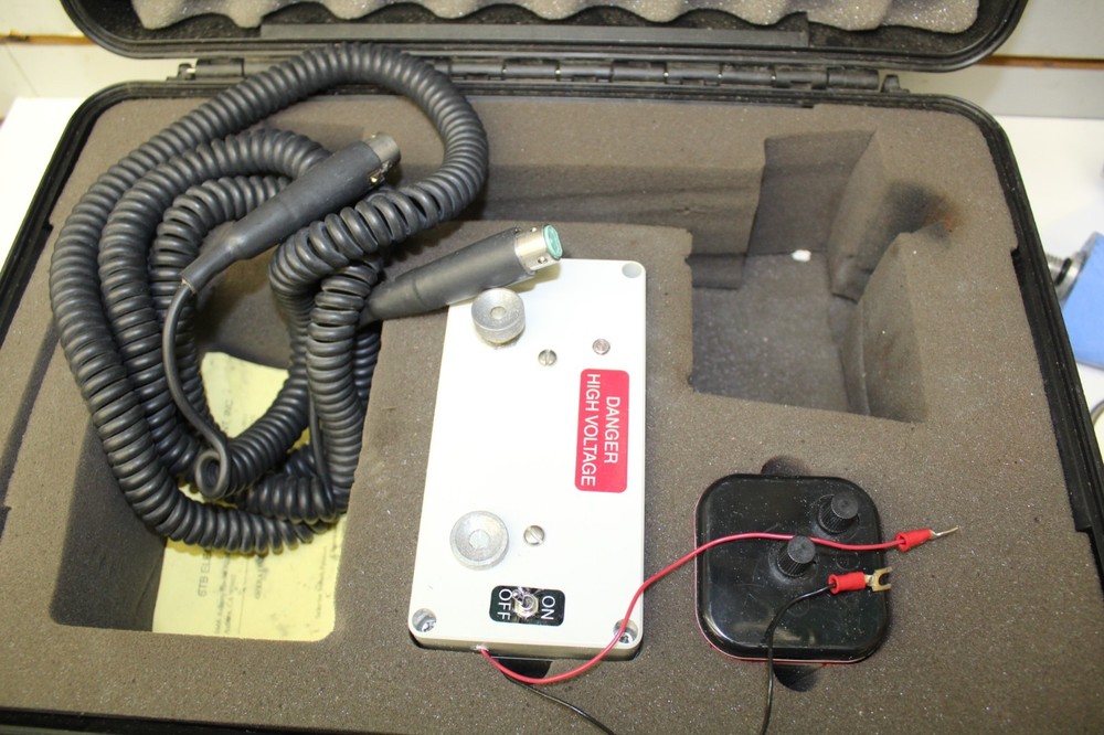 STB PHASING VOLTMETER 25/35 VOLT METER SENSOR W/ CASE