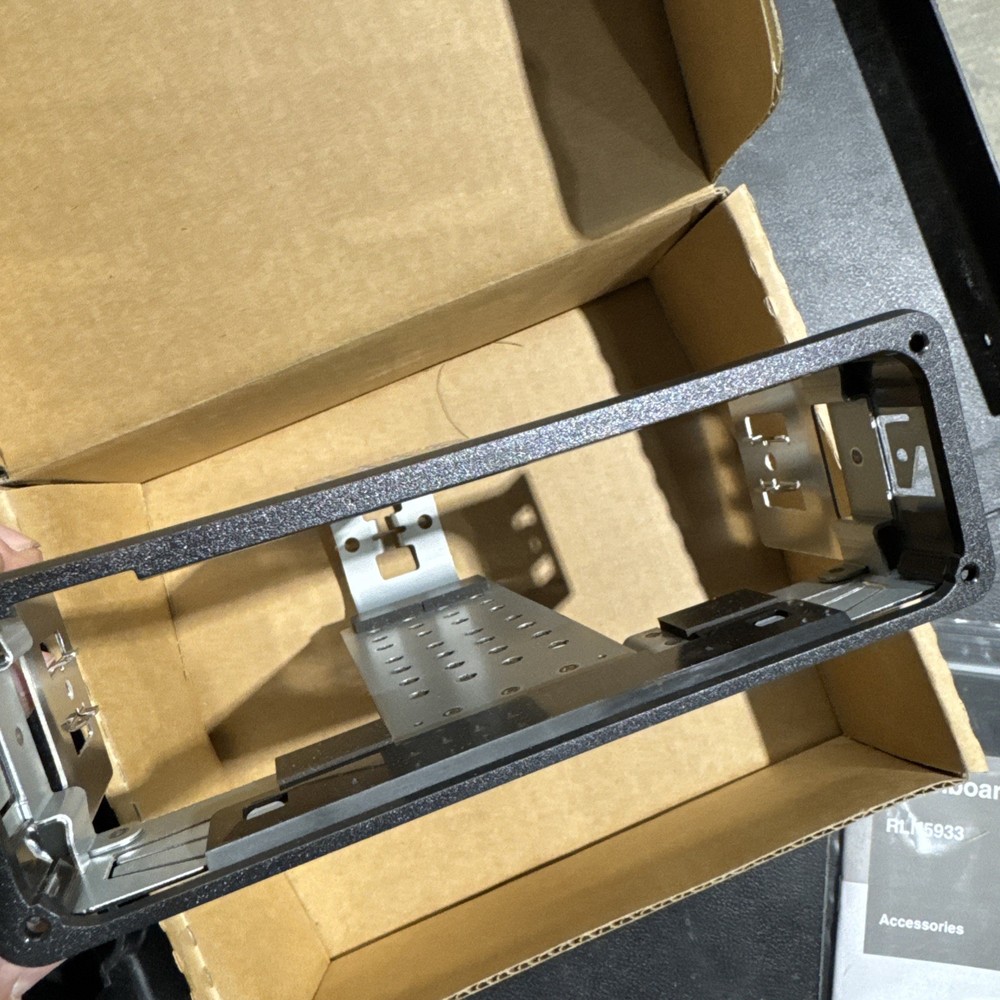 Motorola Dashboard Mount Kit RLN5933