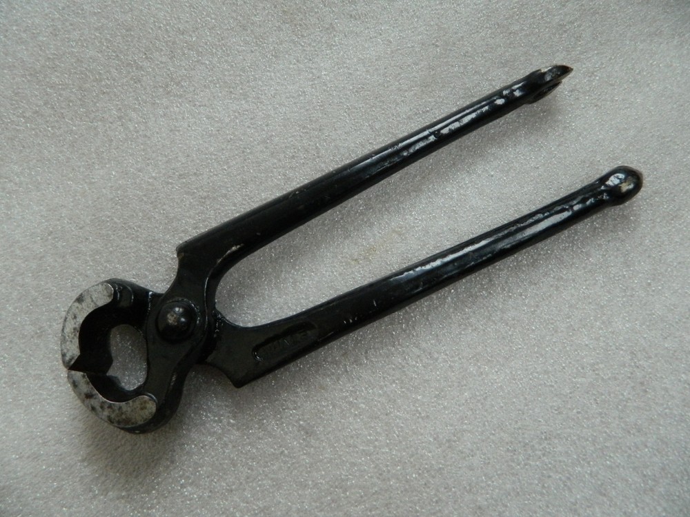 Vintage Whale 8" PINCERS - Woodworking Hand Tool.