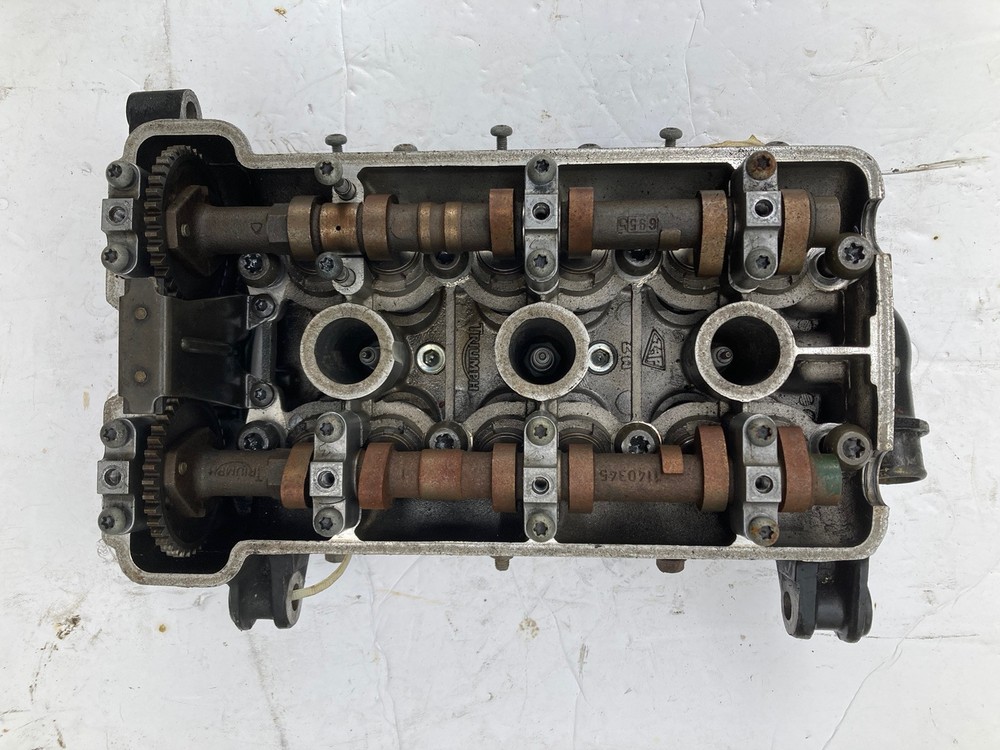 Triumph Daytona 1000 Cylinder Head