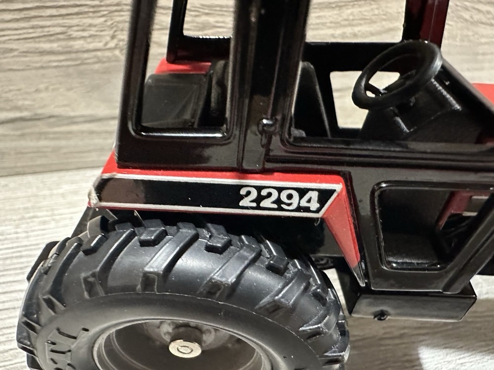 ERTL Case International 2294 Tractor Front Drive *Needs Work*