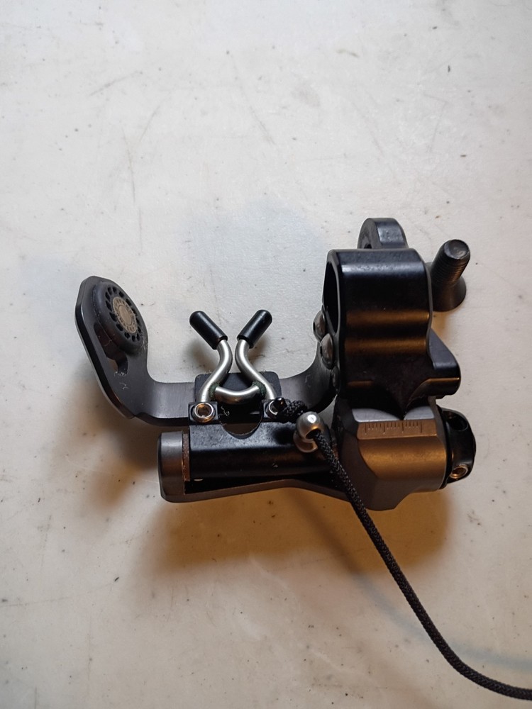 Mathews Downforce Rest Right Hand