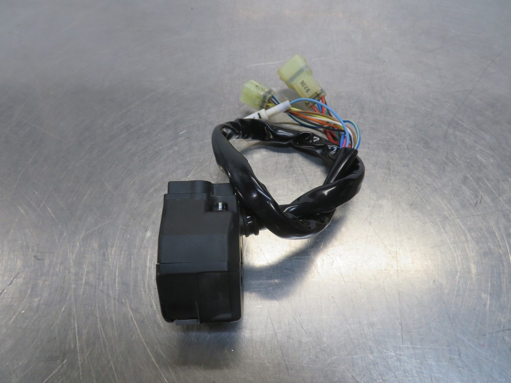 EB1261 2020 20 CAN-AM OUTLANDER MAX XT HANDLE SWITCH LH