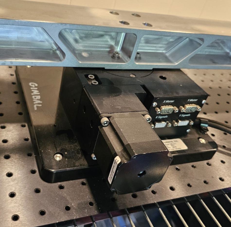 Newmark GM-12-1 2-Axis Motorized Optical Alignment /Instrument Positioning Stage