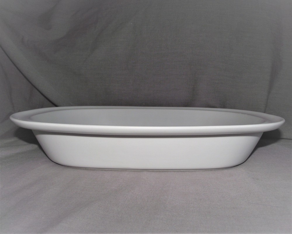 Thomas Microfun White 14 7/8" Rectangular Baker Lasagna Baking Dish - Germany