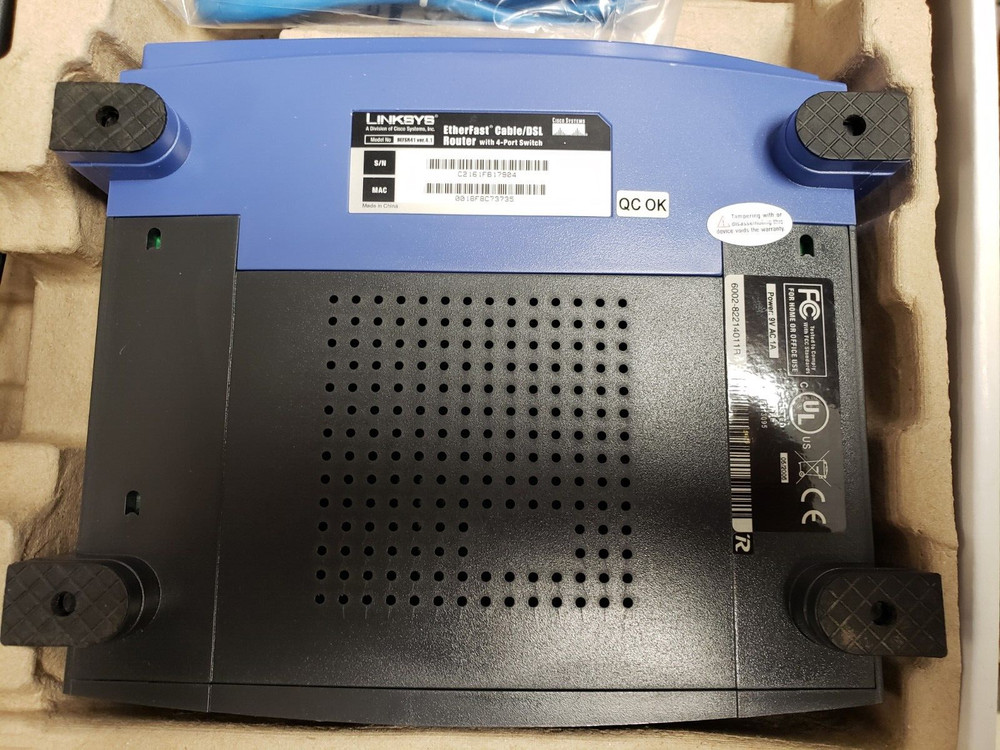 Linksys BEFSR41 CABLE / DSL wired Router 4-Port Switch 10/100