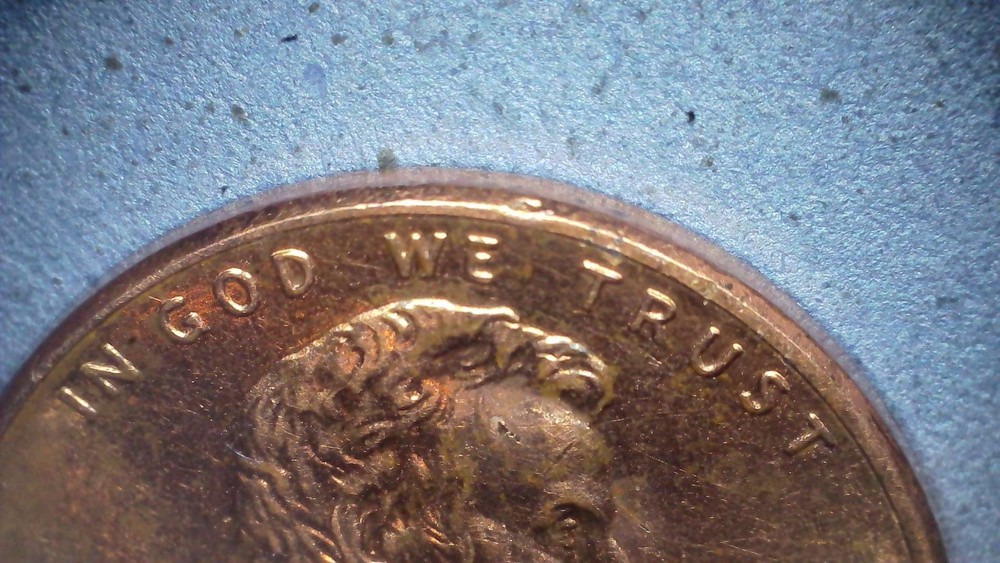 2009 Lincoln Bicentennial Cent Extra finger